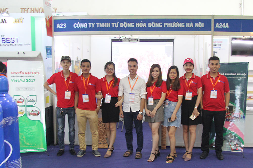 Cán bộ nhân viên Đông Phương Hà Nội tham gia Triển lãm VietAd 2017